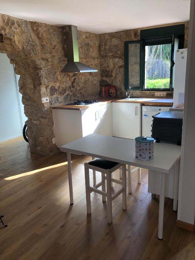 Muino. Pequena Casita Cerca De Playa America Nigrán Exterior foto